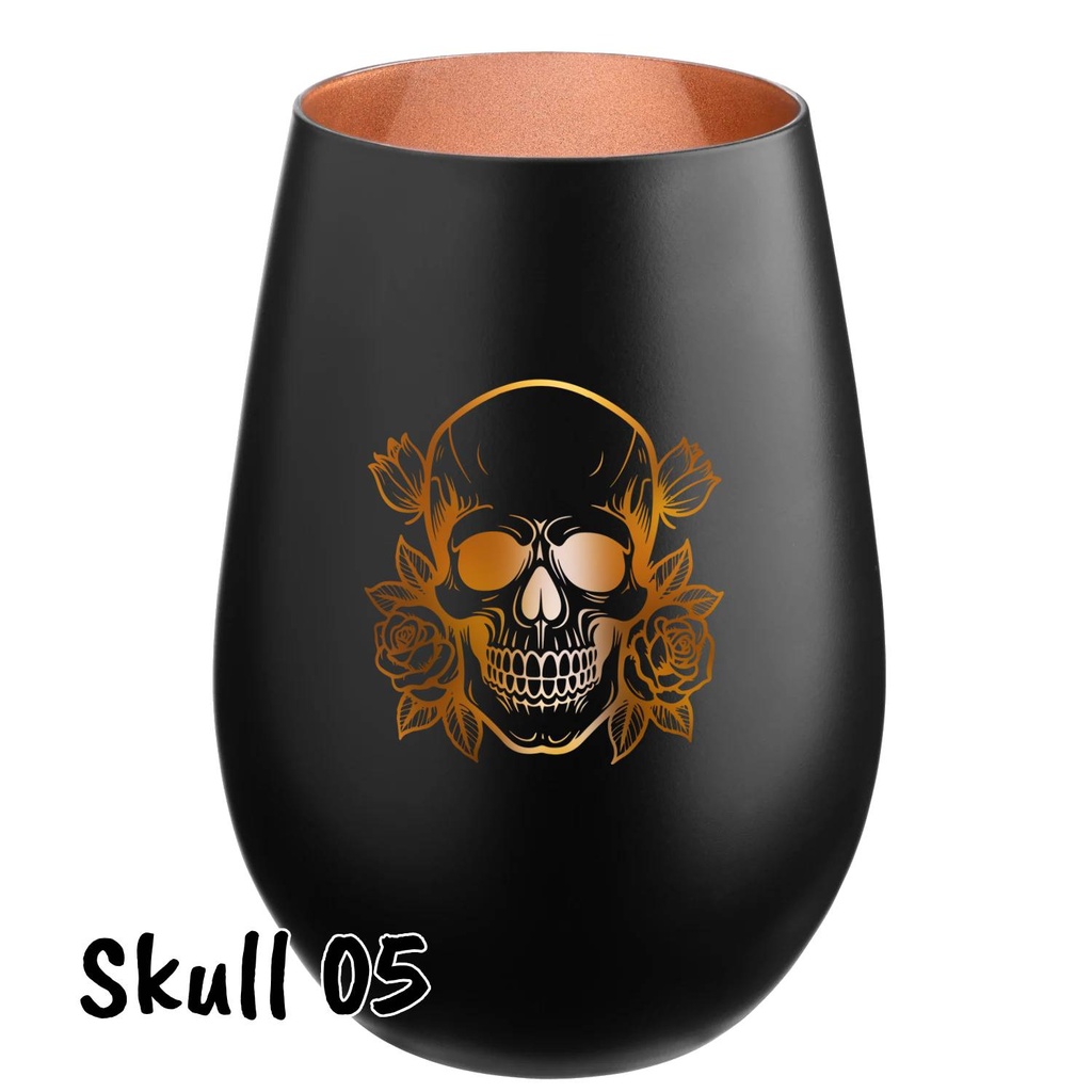 Erleuchte deine Nacht mit Style: Stölzle Lausitz Gläser mit Totenkopf-Motiv